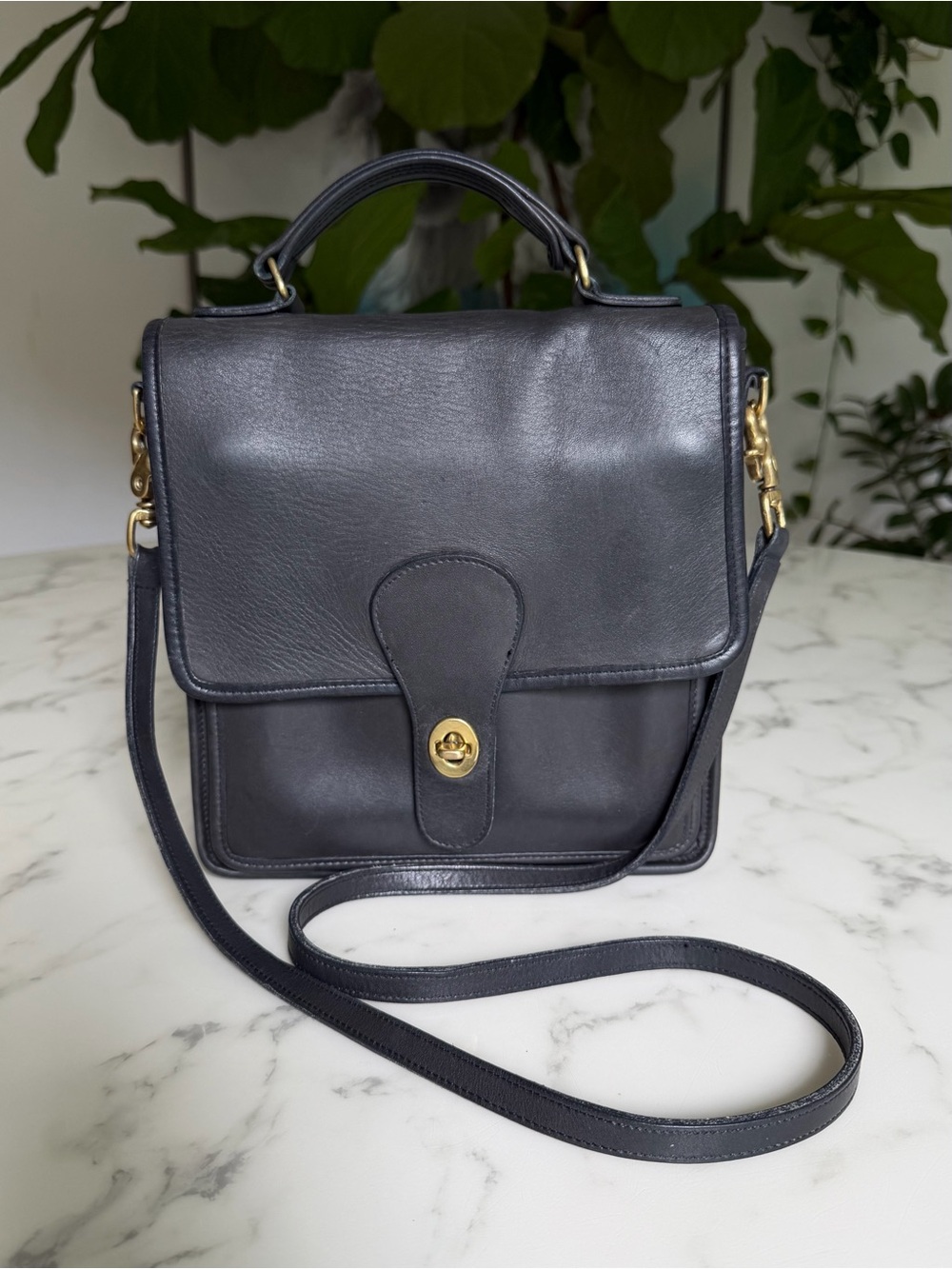 Coach Vintage Station Bag 5130 Navy / Blavey Leather Turnlock Crossbody Shoulder